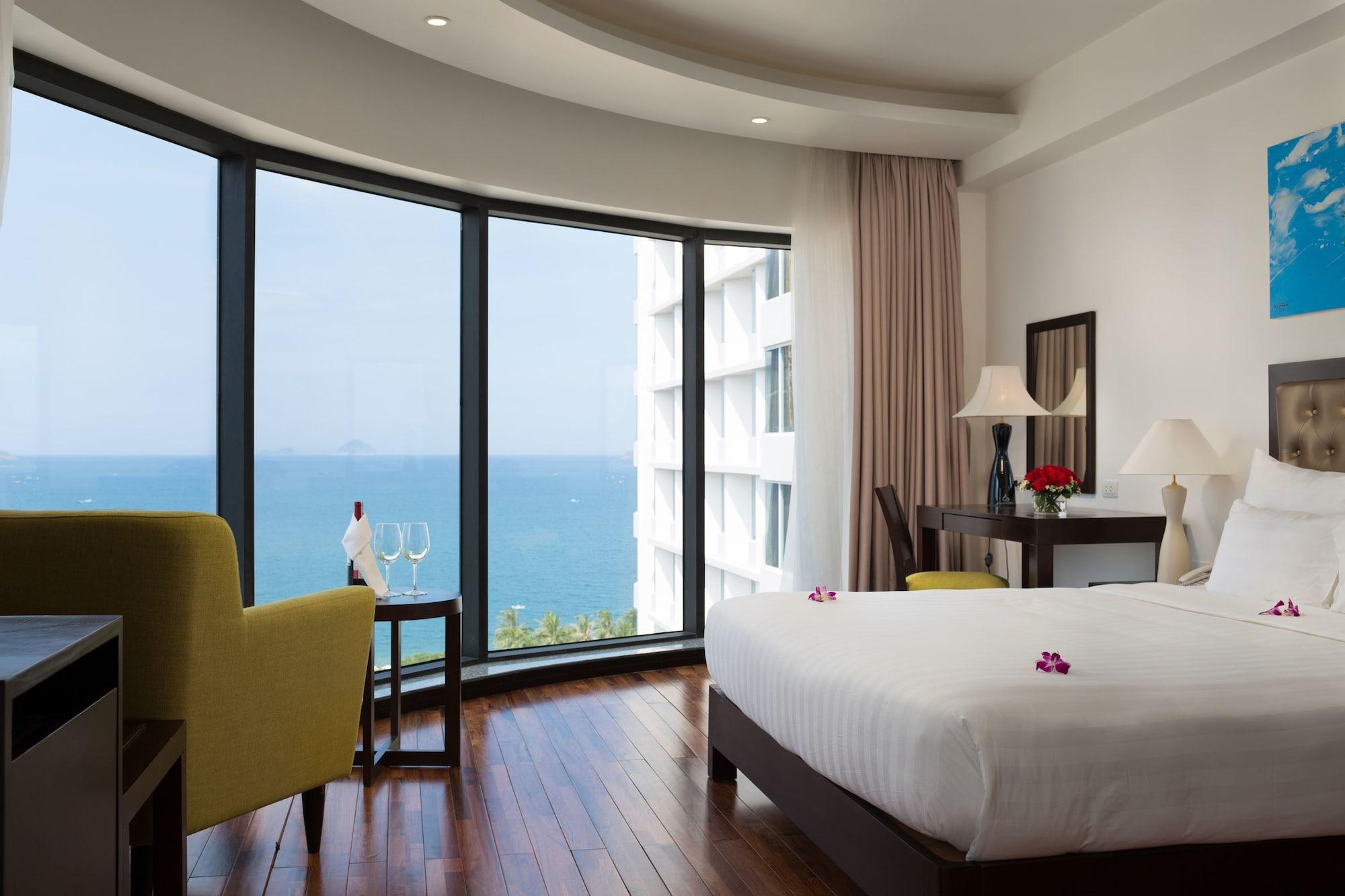 Legendsea Hotel Nha Trang Exterior photo
