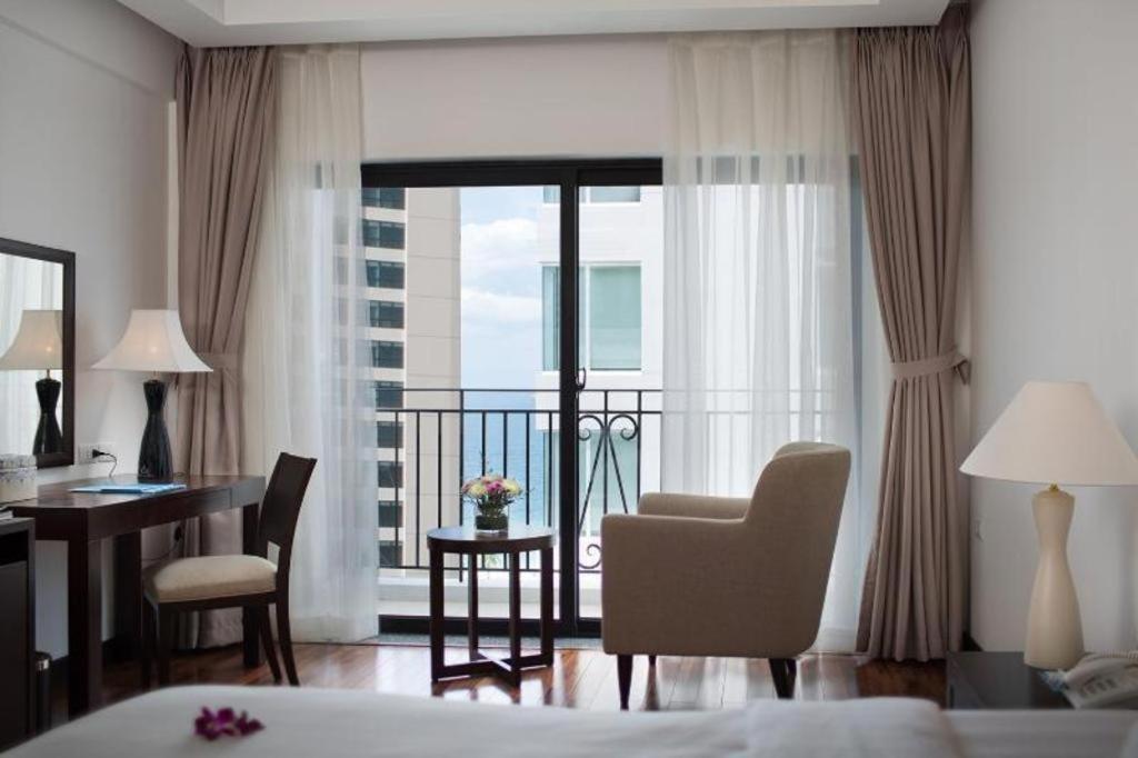Legendsea Hotel Nha Trang Exterior photo